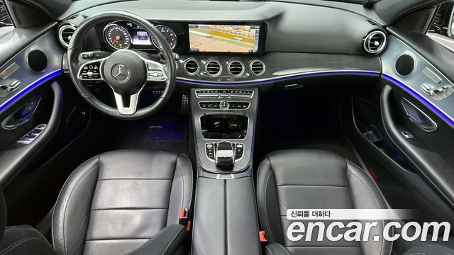 Mercedes-Benz E-Class 2020 — photo 7