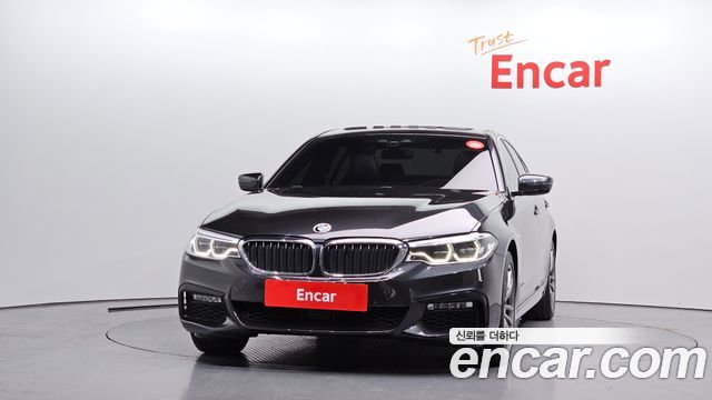 BMW 5-Series 2018 — photo 3