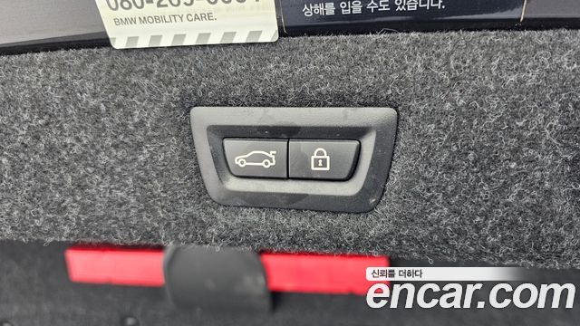 BMW 5-Series 2018 — photo 22