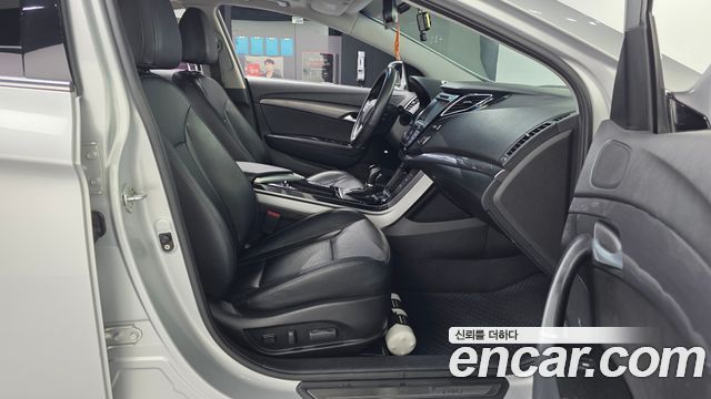Hyundai i40 2012 — photo 17
