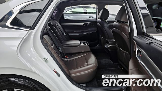 Hyundai Grandeur 2021 — photo 18