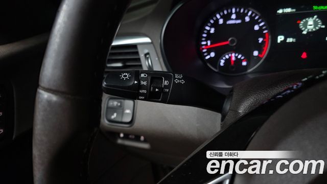 Kia K5 2019 — photo 15