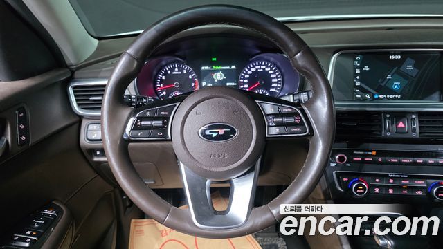 Kia K5 2019 — photo 16