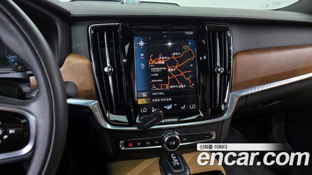 Volvo S90 2020 — photo 18