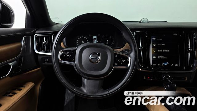 Volvo S90 2020 — photo 19