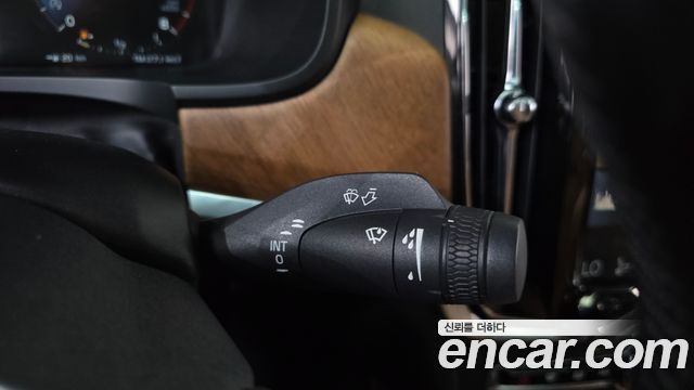 Volvo S90 2020 — photo 26