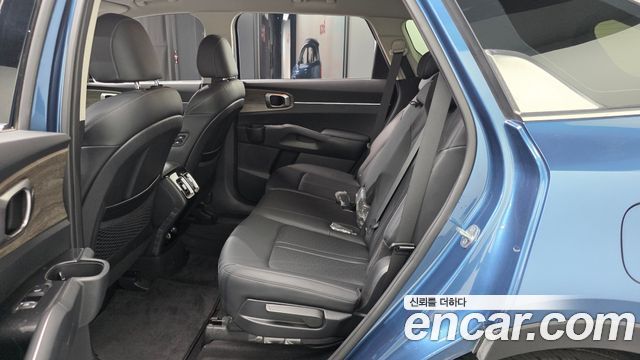 Kia Sorento 2021 — photo 12