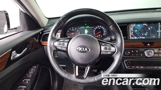 Kia K7 2017 — photo 14