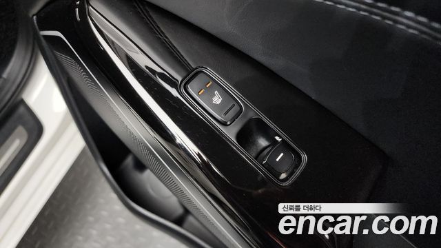 Kia K7 2017 — photo 19