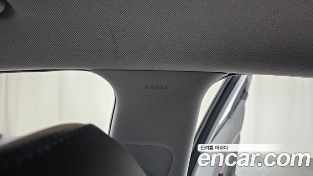 Hyundai AVANTE 2017 — photo 29