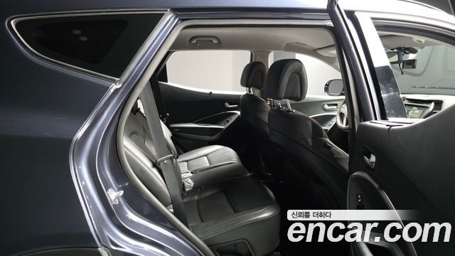 Hyundai Santafe 2016 — photo 17