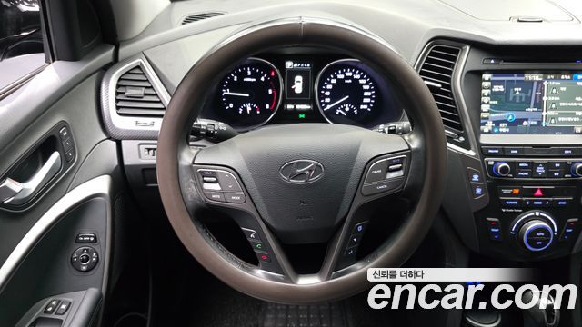 Hyundai Santafe 2016 — photo 19