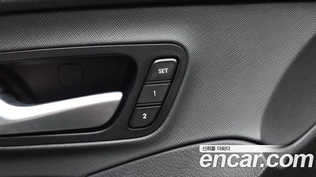 Hyundai Santafe 2016 — photo 29
