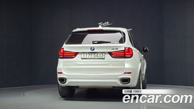 BMW X5 2018 — photo 4