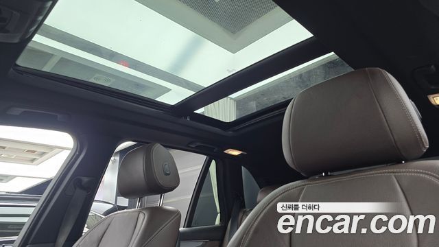 BMW X5 2018 — photo 22