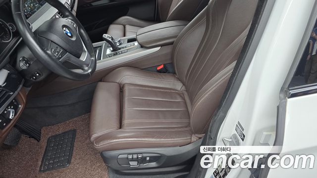 BMW X5 2018 — photo 30
