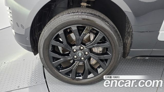 Land Rover Range Rover 2019 — photo 5