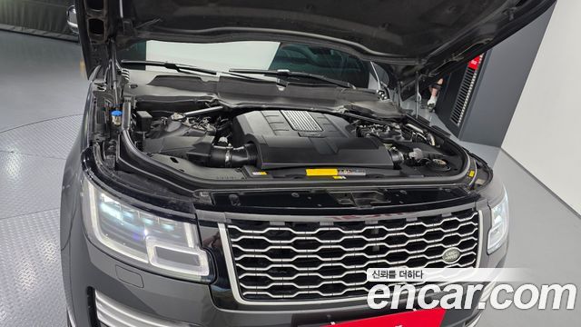 Land Rover Range Rover 2019 — photo 6