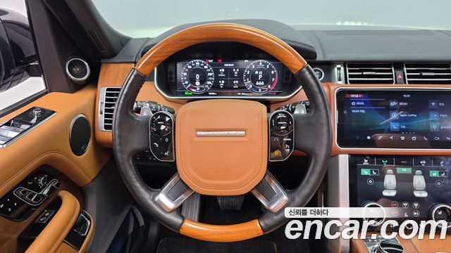 Land Rover Range Rover 2019 — photo 10