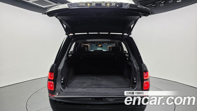 Land Rover Range Rover 2019 — photo 19