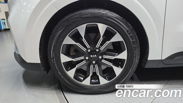 Kia Canival 2021 — photo 5