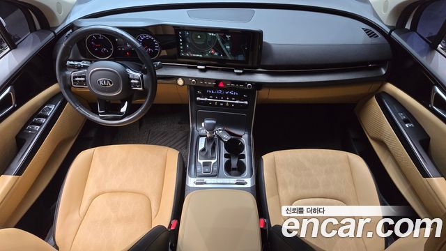 Kia Canival 2021 — photo 10
