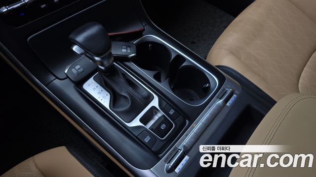 Kia Canival 2021 — photo 12