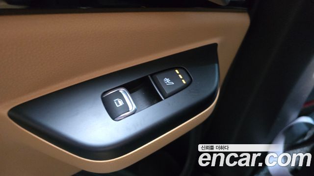 Kia Canival 2021 — photo 25