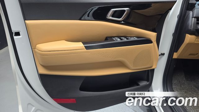 Kia Canival 2021 — photo 14