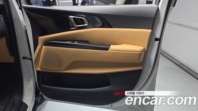 Kia Canival 2021 — photo 15