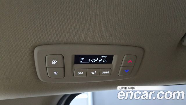 Kia Canival 2021 — photo 27