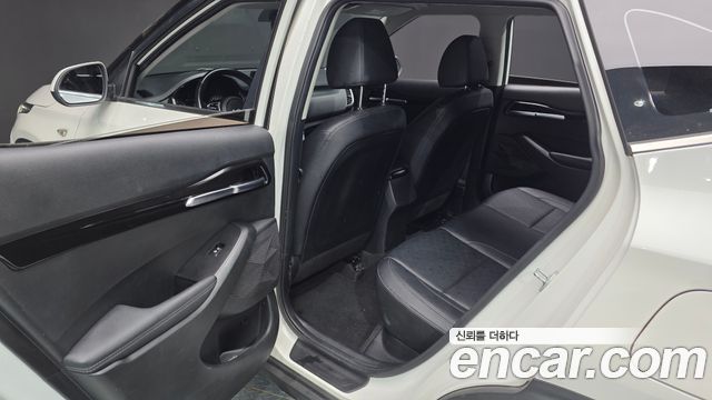 Kia Seltos 2023 — photo 18