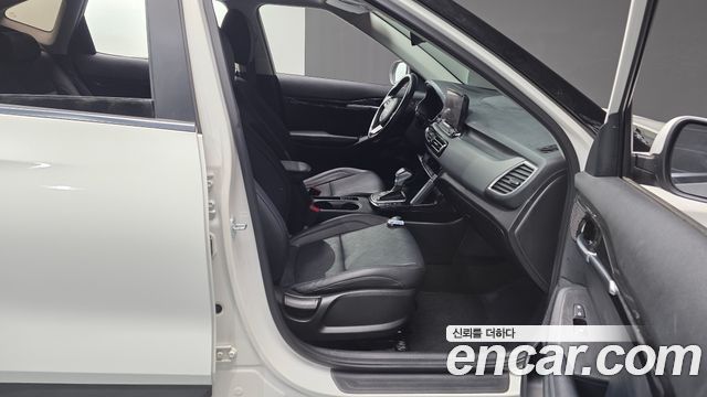 Kia Seltos 2023 — photo 16