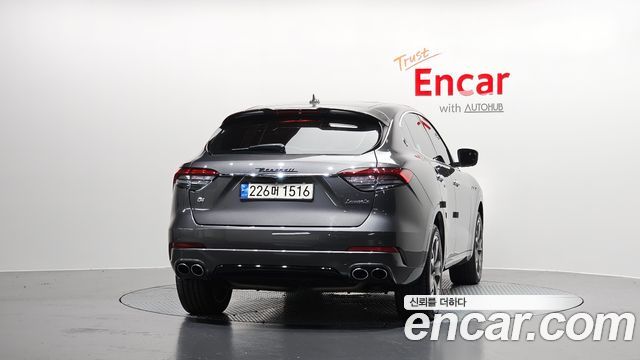 Maserati Levante 2018 — photo 4