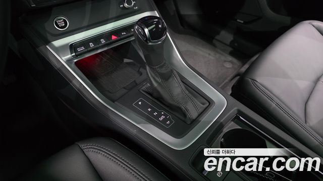 Audi Q3 2025 — photo 12