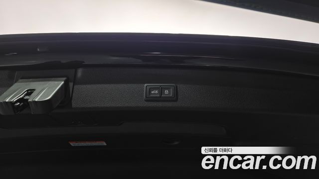 Audi Q3 2025 — photo 21