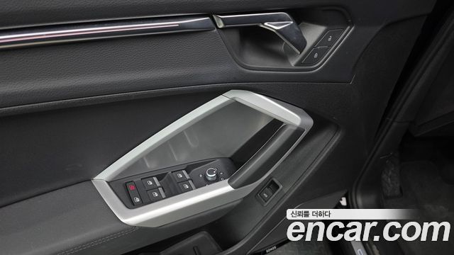 Audi Q3 2025 — photo 27