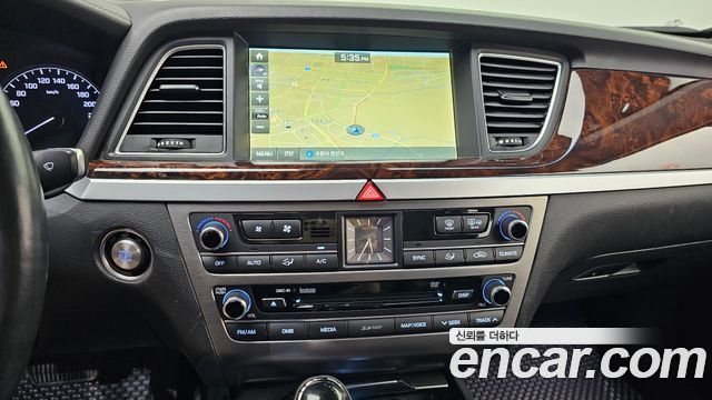 Hyundai Genesis 2015 — photo 20