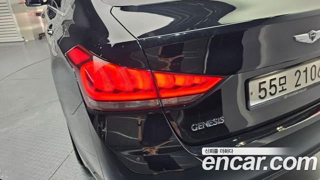 Hyundai Genesis 2015 — photo 9