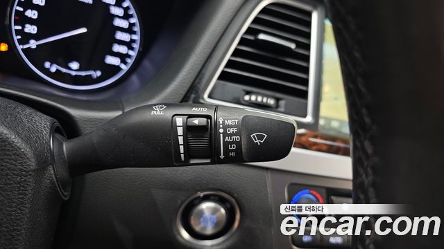 Hyundai Genesis 2015 — photo 28