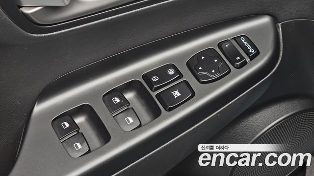 Hyundai Kona 2018 — photo 21