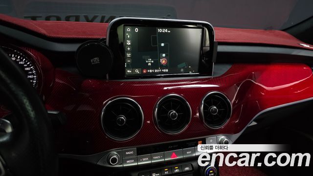Kia Stinger 2018 — photo 20