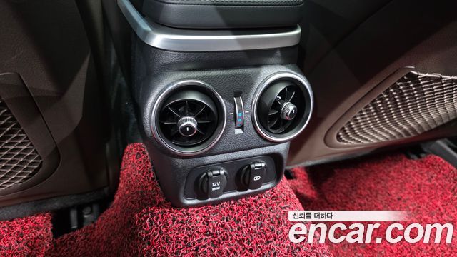 Kia Stinger 2018 — photo 34