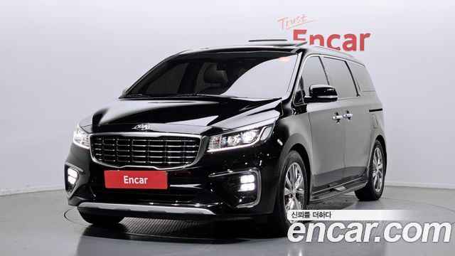 Kia Canival 2019 — photo 1