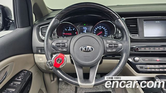 Kia Canival 2019 — photo 19