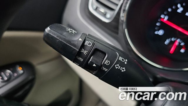 Kia Canival 2019 — photo 26