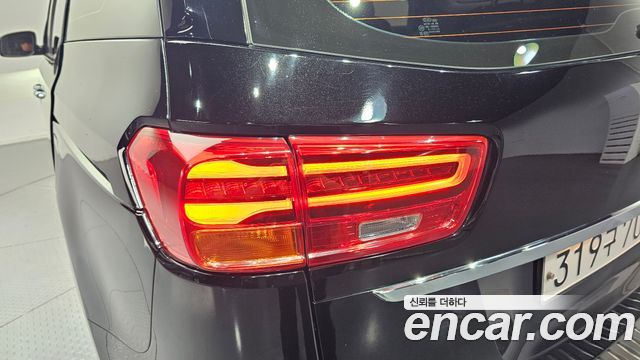 Kia Canival 2019 — photo 9