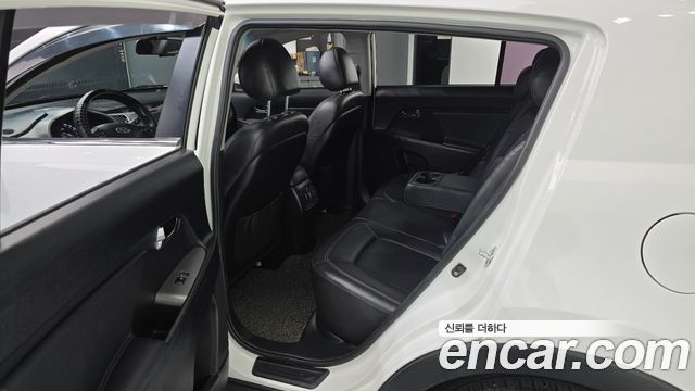Kia Sportage 2015 — photo 17