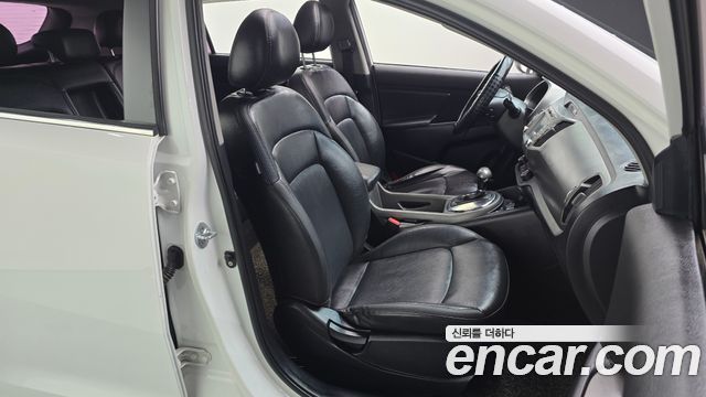 Kia Sportage 2015 — photo 16