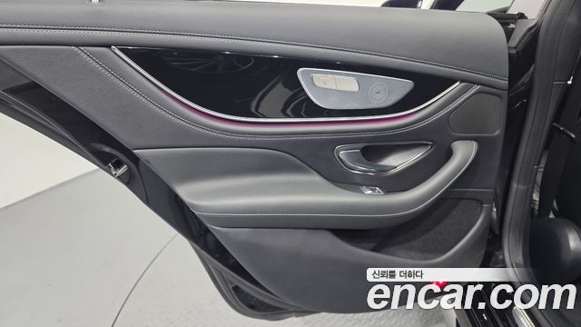 Mercedes-Benz AMG GT 2021 — photo 15